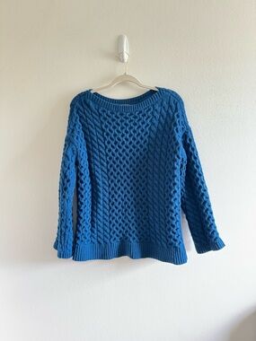 Ann Taylor Blue Cable Knit Women's Boat Neck Sweater size medium